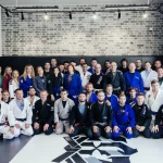 Занятия йогой, фитнесом в спортзале 187 BJJ Москва