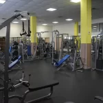 Занятия йогой, фитнесом в спортзале 1on1 Казань