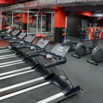 Занятия йогой, фитнесом в спортзале 20Fit Красноярск