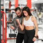 Занятия йогой, фитнесом в спортзале 50/50 Body&Mind Москва
