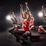 Занятия йогой, фитнесом в спортзале 50/50 Body&Mind Москва