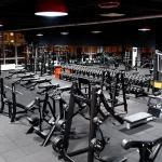 Занятия йогой, фитнесом в спортзале 50gym Москва