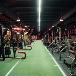Занятия йогой, фитнесом в спортзале 50gym Москва