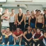 Занятия йогой, фитнесом в спортзале 90-е Владивосток