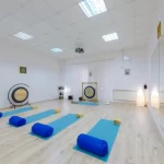 Занятия йогой, фитнесом в спортзале Academ Yoga Новосибирск