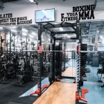 Занятия йогой, фитнесом в спортзале Academy Красногорск