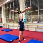 Занятия йогой, фитнесом в спортзале Acrosport Красноярск