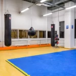 Занятия йогой, фитнесом в спортзале Айсберг Москва