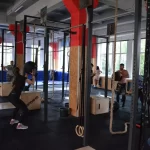 Занятия йогой, фитнесом в спортзале Айсберг Старый Оскол