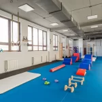 Занятия йогой, фитнесом в спортзале Академия гимнастики Верхняя Пышма
