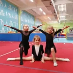 Занятия йогой, фитнесом в спортзале Академия гимнастики Верхняя Пышма