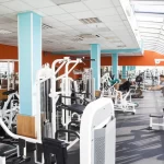 Занятия йогой, фитнесом в спортзале Академия Спорта Москва