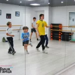 Занятия йогой, фитнесом в спортзале Академия танца Красноярск