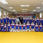 Занятия йогой, фитнесом в спортзале Ах Барс Черногорск