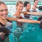 Занятия йогой, фитнесом в спортзале Аквааэробика в Море Сочи
