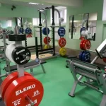 Занятия йогой, фитнесом в спортзале Акварель Звенигород