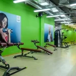 Занятия йогой, фитнесом в спортзале Alex Fitness Казань