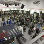 Занятия йогой, фитнесом в спортзале Alex Fitness Москва