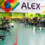 Занятия йогой, фитнесом в спортзале Alex fitness Москва