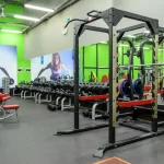 Занятия йогой, фитнесом в спортзале Alex Fitness Москва