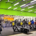 Занятия йогой, фитнесом в спортзале Alex Fitness Омск