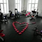 Занятия йогой, фитнесом в спортзале Alex Fitness Zvl Заволжье