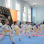 Занятия йогой, фитнесом в спортзале АльфаБУДО Москва