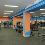 Занятия йогой, фитнесом в спортзале Алмаз Омск