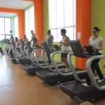 Занятия йогой, фитнесом в спортзале Альтаир Москва