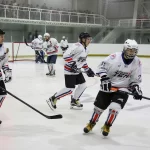 Занятия йогой, фитнесом в спортзале Amurskiy hockey School Мытищи