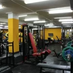 Занятия йогой, фитнесом в спортзале Arni Hall Южноуральск