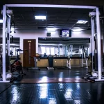 Занятия йогой, фитнесом в спортзале Arnold gym Щелково