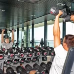 Занятия йогой, фитнесом в спортзале Art Life Fitness Ялта