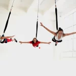 Занятия йогой, фитнесом в спортзале Artfly bungee Москва