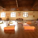 Занятия йогой, фитнесом в спортзале Ashram Yoga Норильск