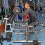 Занятия йогой, фитнесом в спортзале А-спорт планет Астрахань