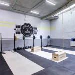 Занятия йогой, фитнесом в спортзале Athletic Craft Москва