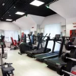 Занятия йогой, фитнесом в спортзале Atlas Gym Зеленоградск