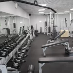 Занятия йогой, фитнесом в спортзале Атлет студия Симферополь