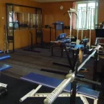 Занятия йогой, фитнесом в спортзале Атлетик Солнечногорск