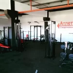 Занятия йогой, фитнесом в спортзале Атлетик Волгоград