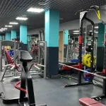 Занятия йогой, фитнесом в спортзале Атлетика Ухта