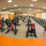 Занятия йогой, фитнесом в спортзале Атмасфера Заречный