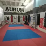 Занятия йогой, фитнесом в спортзале Aurum Mma Томск