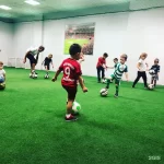 Занятия йогой, фитнесом в спортзале Baby Football Казань