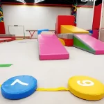 Занятия йогой, фитнесом в спортзале Baby Gym Москва