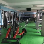 Занятия йогой, фитнесом в спортзале BADi Махачкала