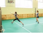 Занятия йогой, фитнесом в спортзале Бадминтоный клуб Серебряный волан Липецк