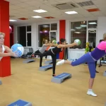 Занятия йогой, фитнесом в спортзале Balance club Сочи