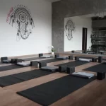 Занятия йогой, фитнесом в спортзале Balance yoga room Воронеж